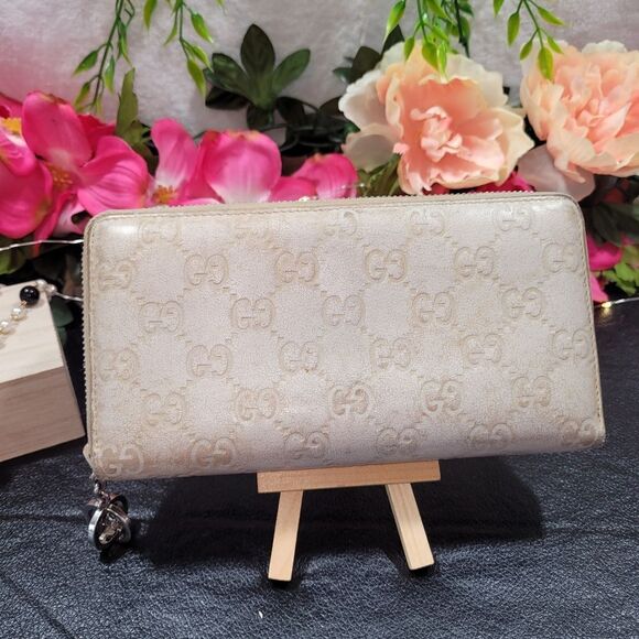 Gucci Beige Guccissima Leather Long Wallet Authentic - Picture 6 of 16